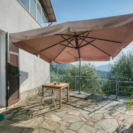 Gorgeous Apartment In Recco With Wifi Recco